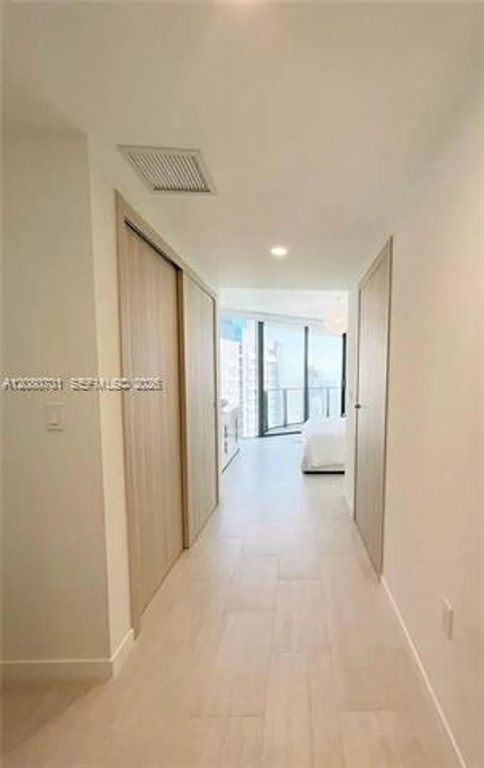 1000 Brickell Plz cu-4301, Miami, FL 33131 — Photo 4