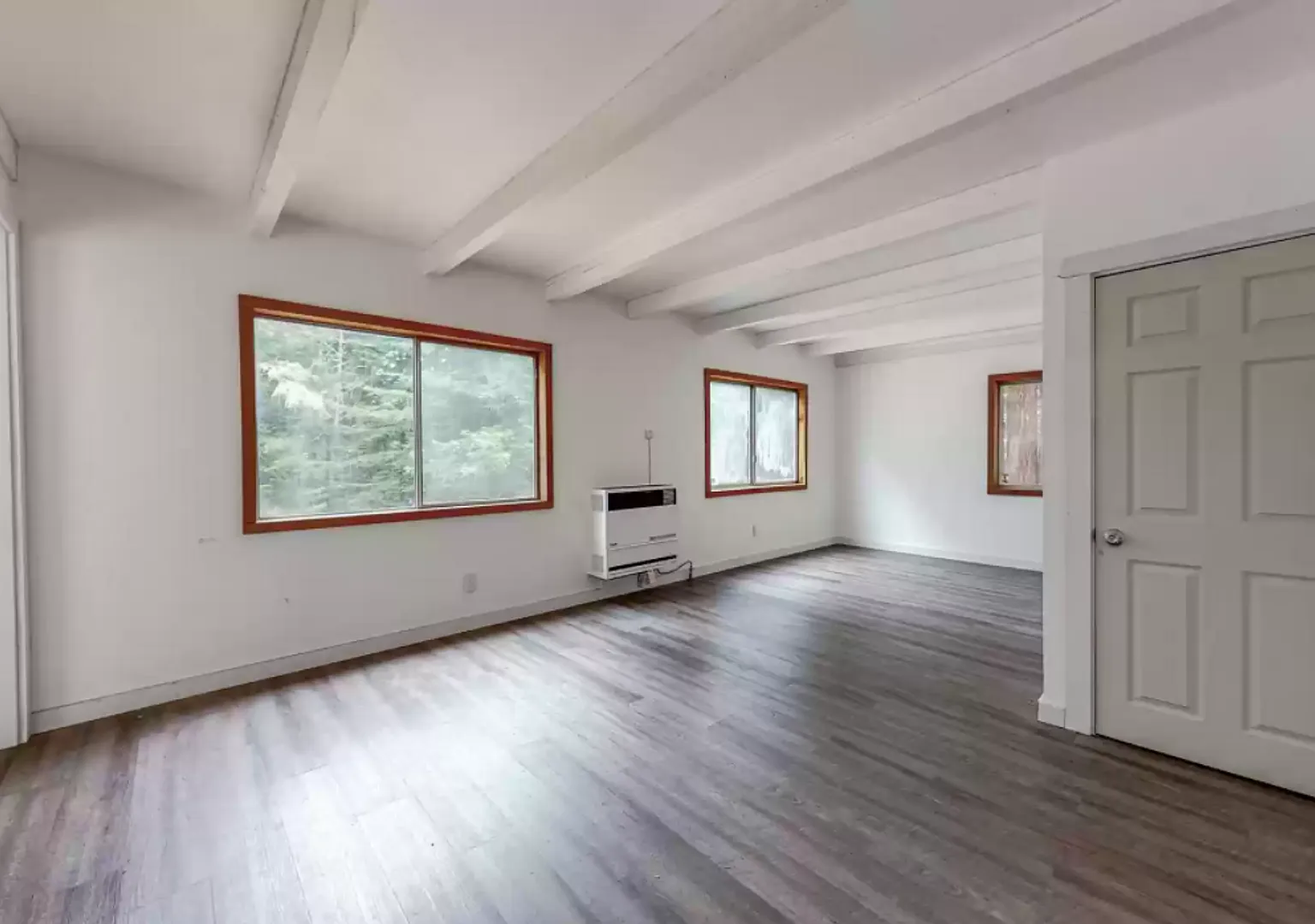 Gated, Pet-Friendly Cabin With 1.3 Acres Of Wooded Views — Photo 4