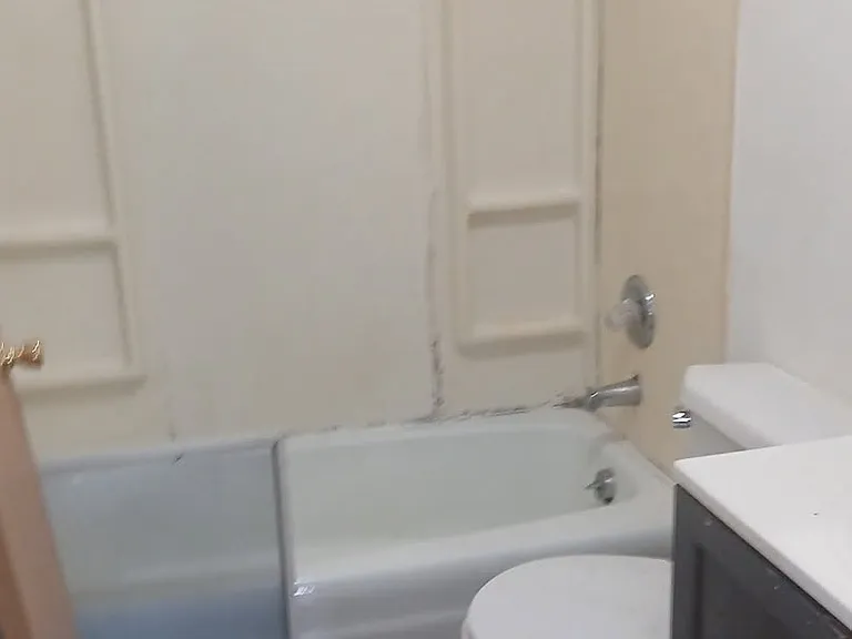 204 E Indianwood Dr #8 — Photo 4