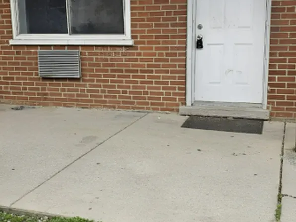 327 N Princeton Ave APT 5, Villa Park, IL 60181