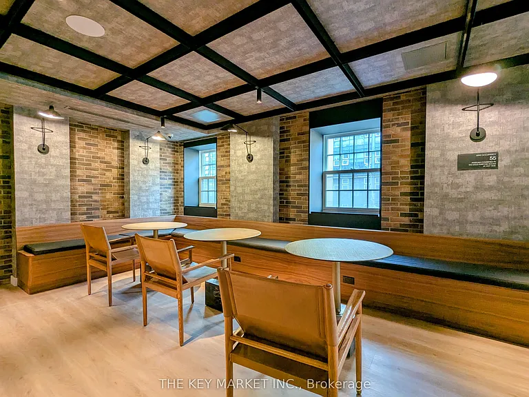 252 Church St #5110 — Photo 45