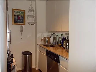 Rented by Apartment Luxe Realty Group, Inc