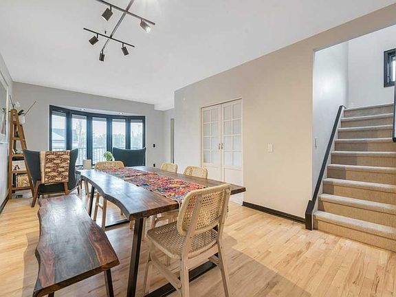 5th image of 1940 Broadview Rd NW