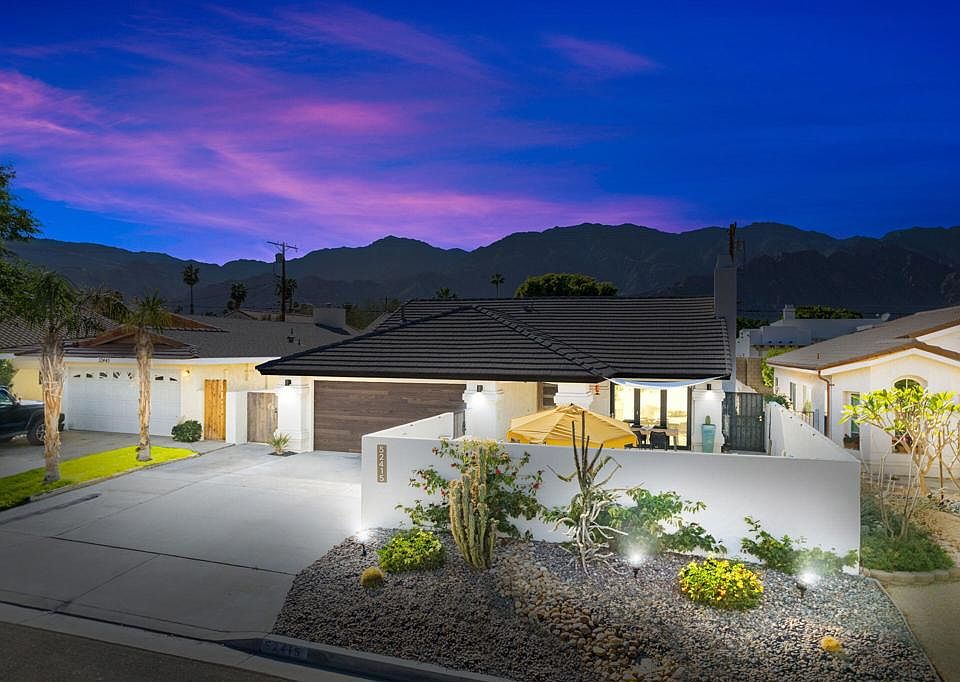 1st image of 52415 Avenida Navarro