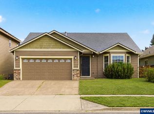 4933 Periwinkle Dr NE, Salem, OR 97317