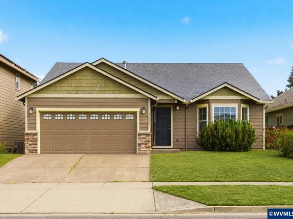 4933 Periwinkle Dr NE, Salem, OR 97317