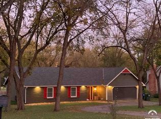 1420 Lawrence Ave, Lawrence, KS 66049