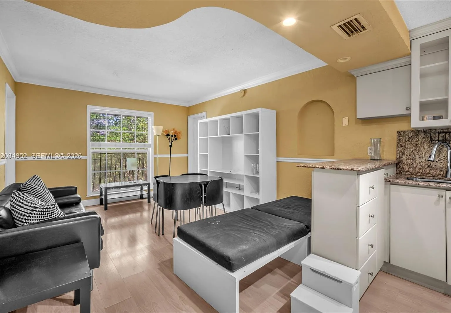 Virginia Pointe Condo — Photo 3