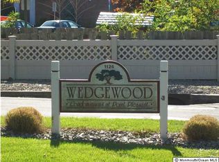1126 Gowdy Ave APT 5, Point Pleasant Beach, NJ 08742