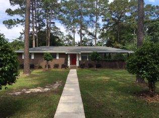 1207 S Edgewood Dr, Dothan, AL 36301