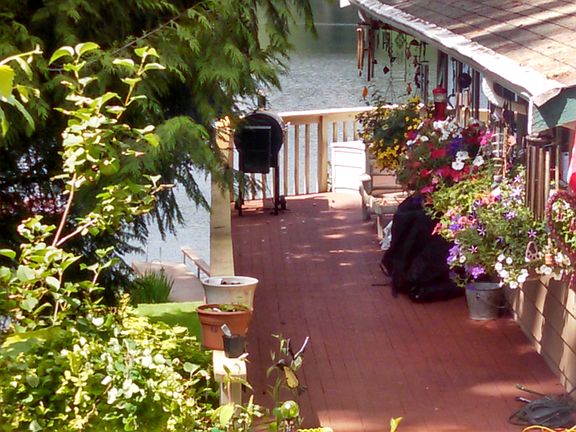Wrap around deck