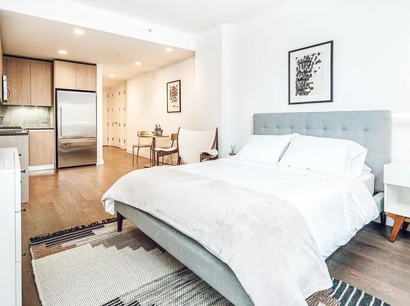 148 1st Street image 157 of 204