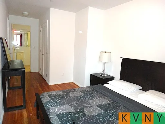 Rented by KVNY Soho | media 65