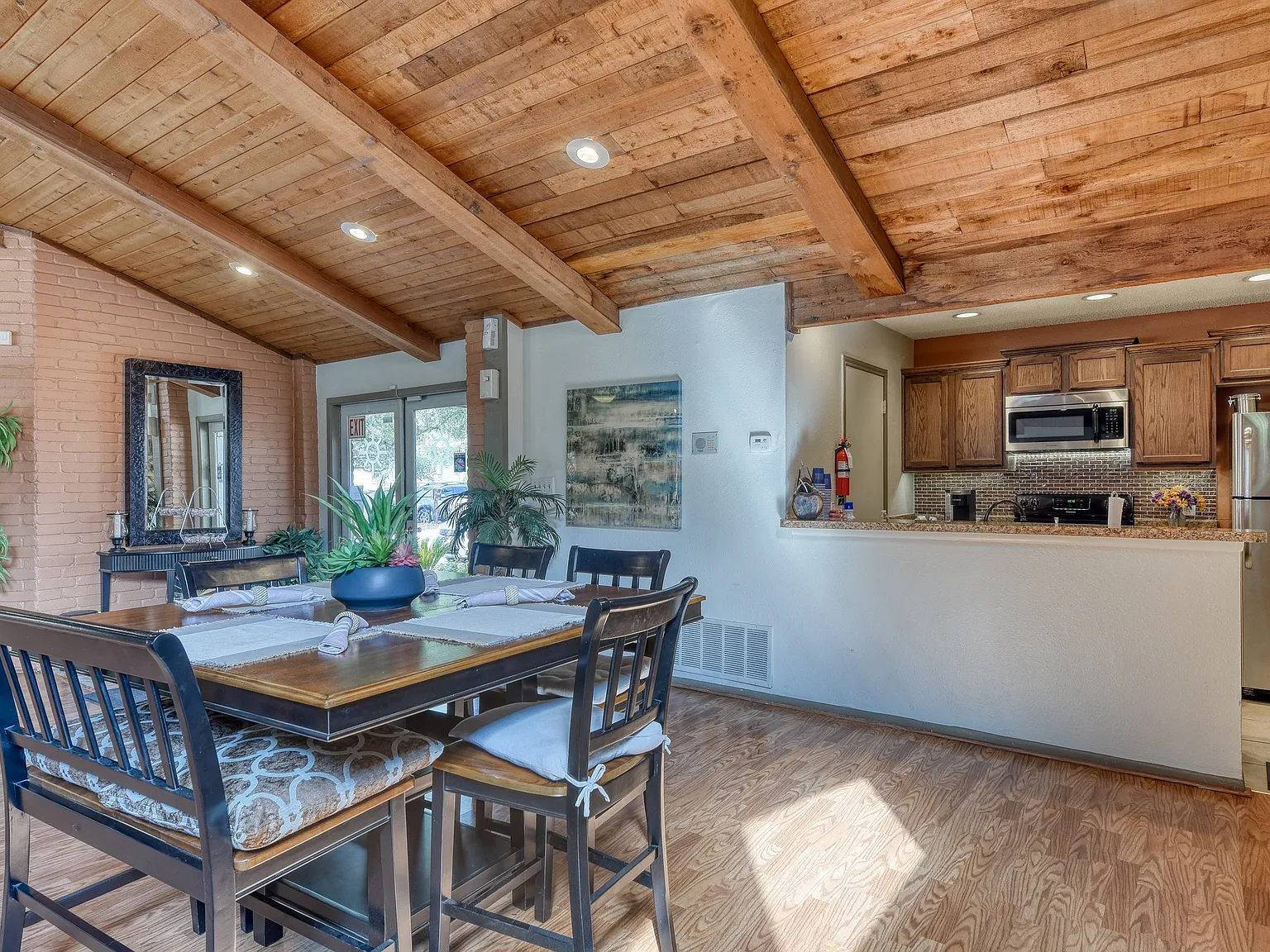 Landera — Photo 2