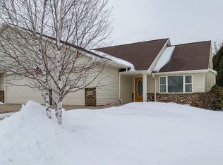 3909 E Appleseed Dr, Appleton, WI 54913