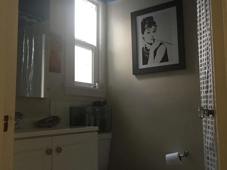 1685 Euclid Ave #2 — Photo 12