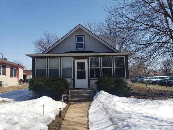 4111 7th St NE, Columbia Heights, MN 55421