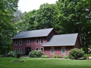 N1946 Alicia Ct, Oostburg, WI 53070