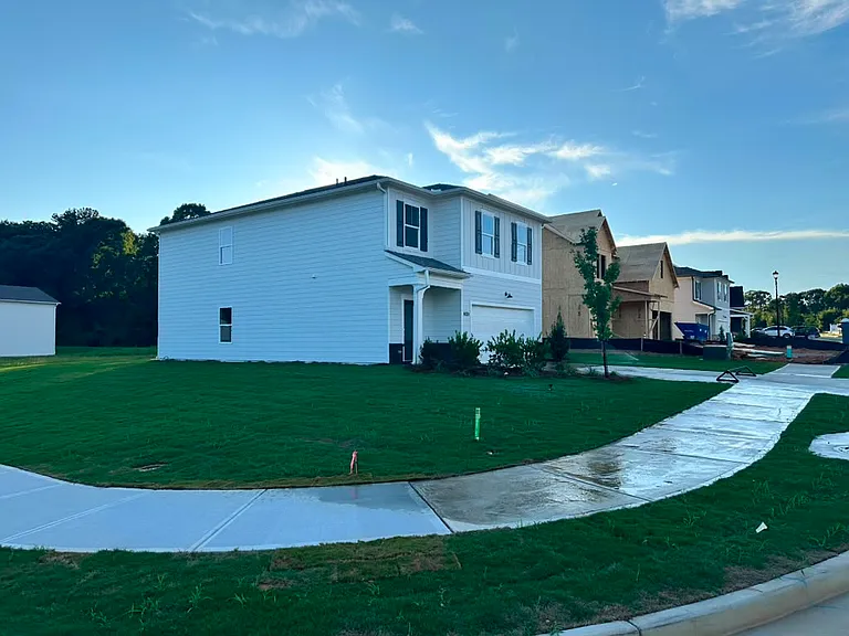 243 Atlas Ln — Photo 4
