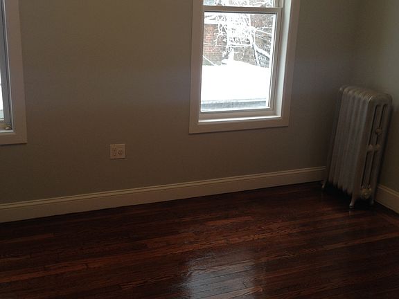 3rd image of 3216 Barker Ave #2B