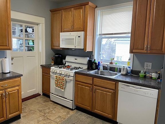 4th image of 65 Morgan St APT 2