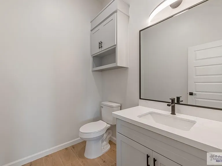 5320 Oakley St — Photo 12