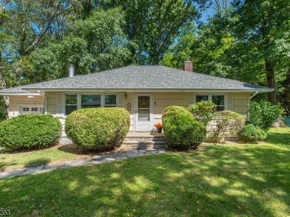 9 Little Paint Way, Byram Twp., NJ 07821