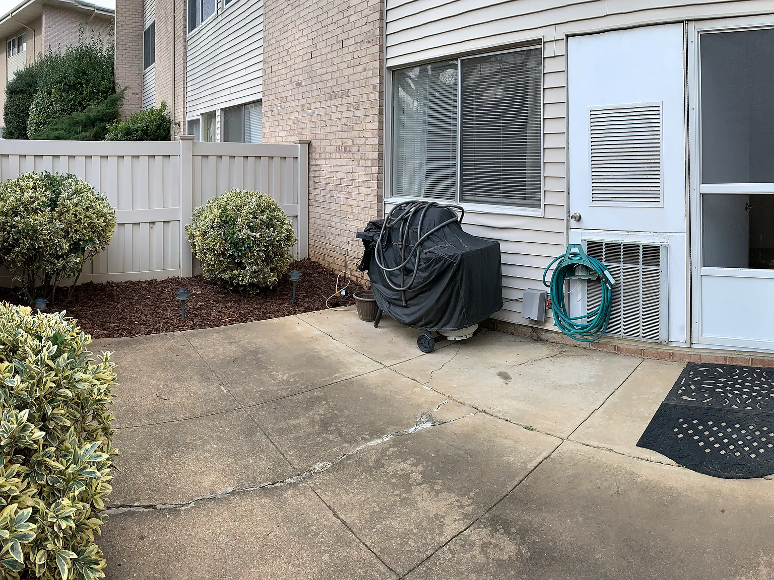 1 bed, 720 sqft, $1,850 — Photo 2