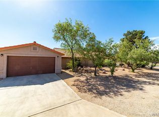 7770 E Saddleback Dr, Kingman, AZ 86401