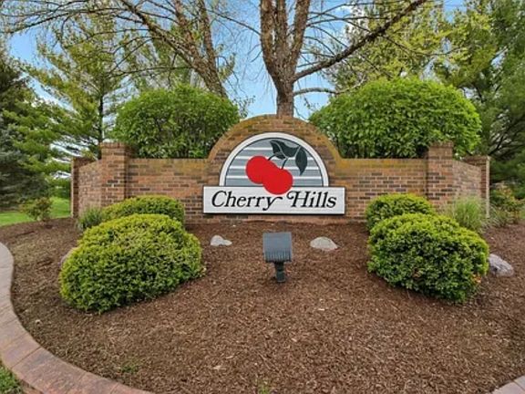 5th image of 2706 Pine Valley Dr