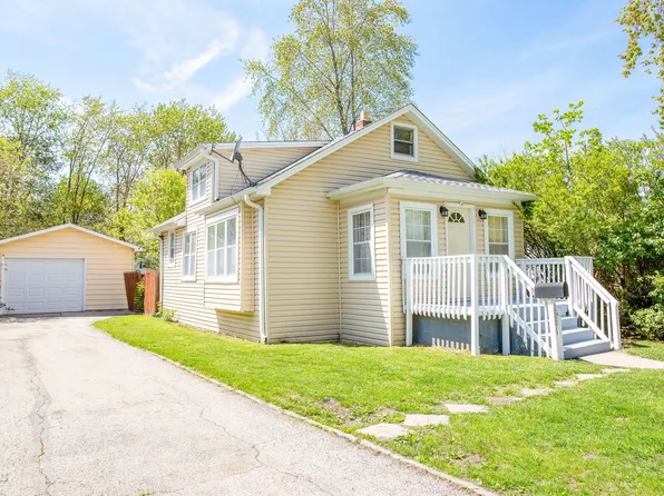 2806 Gabriel Ave, Zion, IL 60099