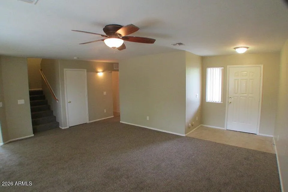 3 bed, 2.5 bath, 1803 sqft, $1,700 — Photo 4