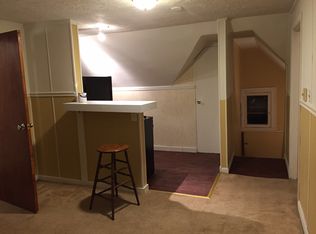 625 Vine St APT 3, Coraopolis, PA 15108