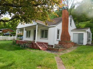 1771 Sugar Creek Dr, Charleston, WV 25387