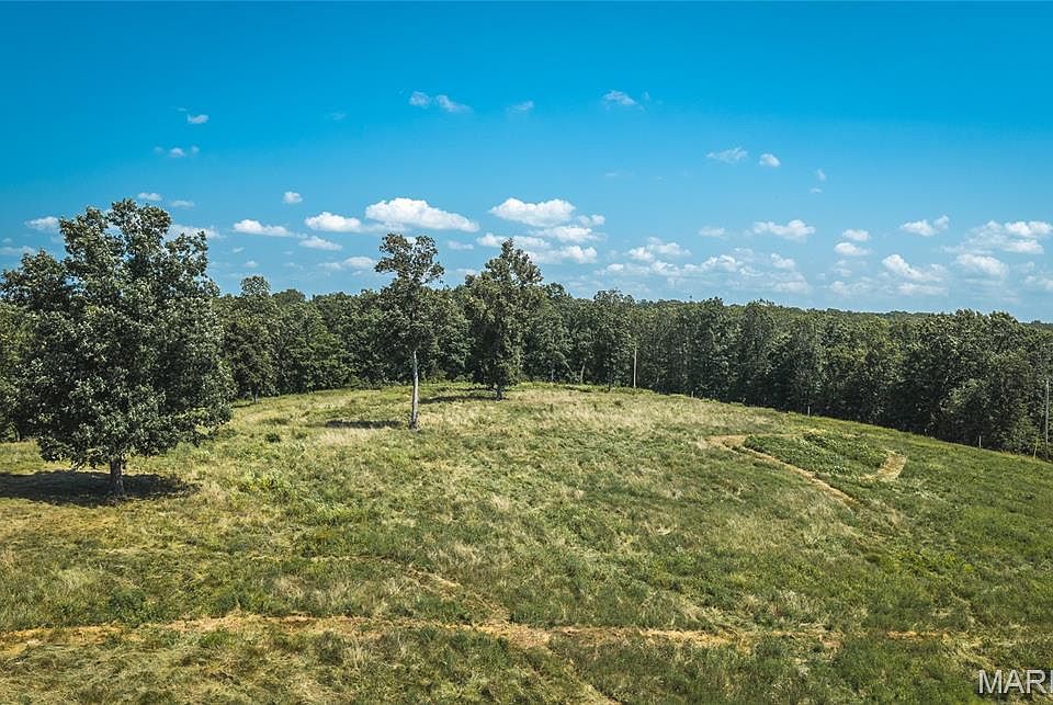 1st image of 334 Winter Ln