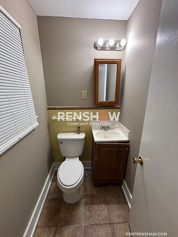 4 bed, 2000 sqft, $1,125 — Photo 3