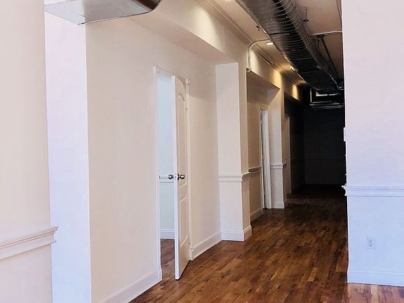 4th image of 44 Willoughby St Ste 4