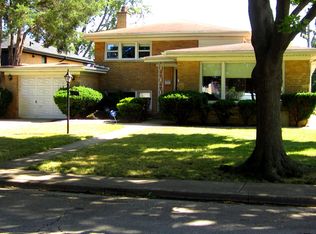 6835 N Keystone Ave, Lincolnwood, IL 60712