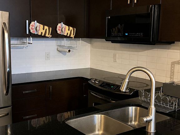 4th image of 17 Anndale Dr #510