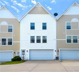 1130 10th Ave NW, Altoona, IA, 50009