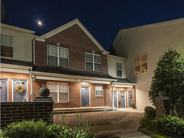 Chestnut Pointe Apartments — Photo 2