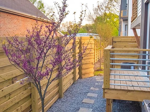 Private Courtyard