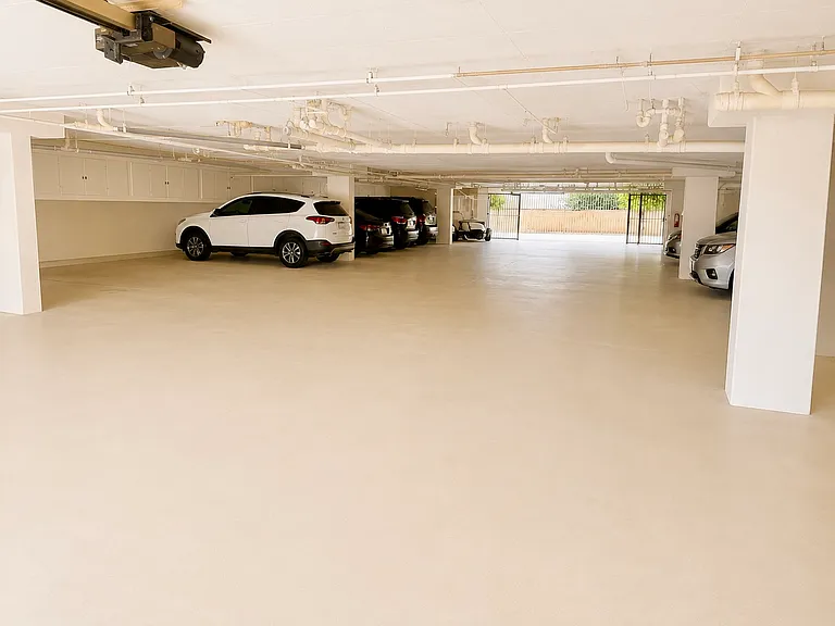Garage parking