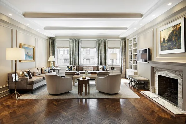 Sold by Sloane Square | media 6