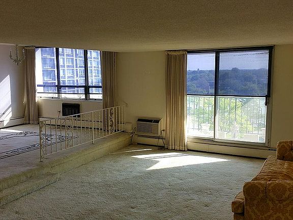 4th image of 8801 W Golf Rd APT 7F