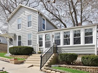 406 Fremont St, Lemont, IL 60439