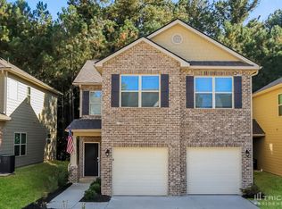 6286 Hickory Lane Cir, Union City, GA 30291