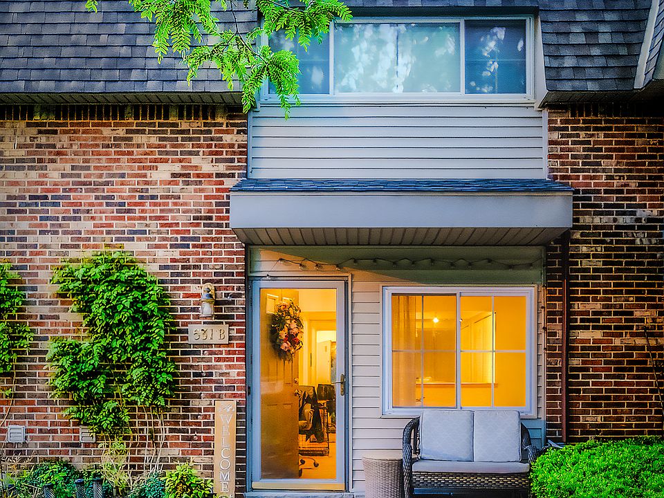 1st image of 531 Longshore Dr #1