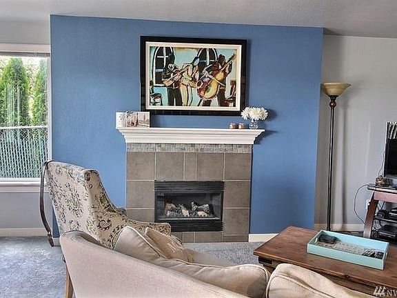 4th image of 701 122nd Ave NE APT 101