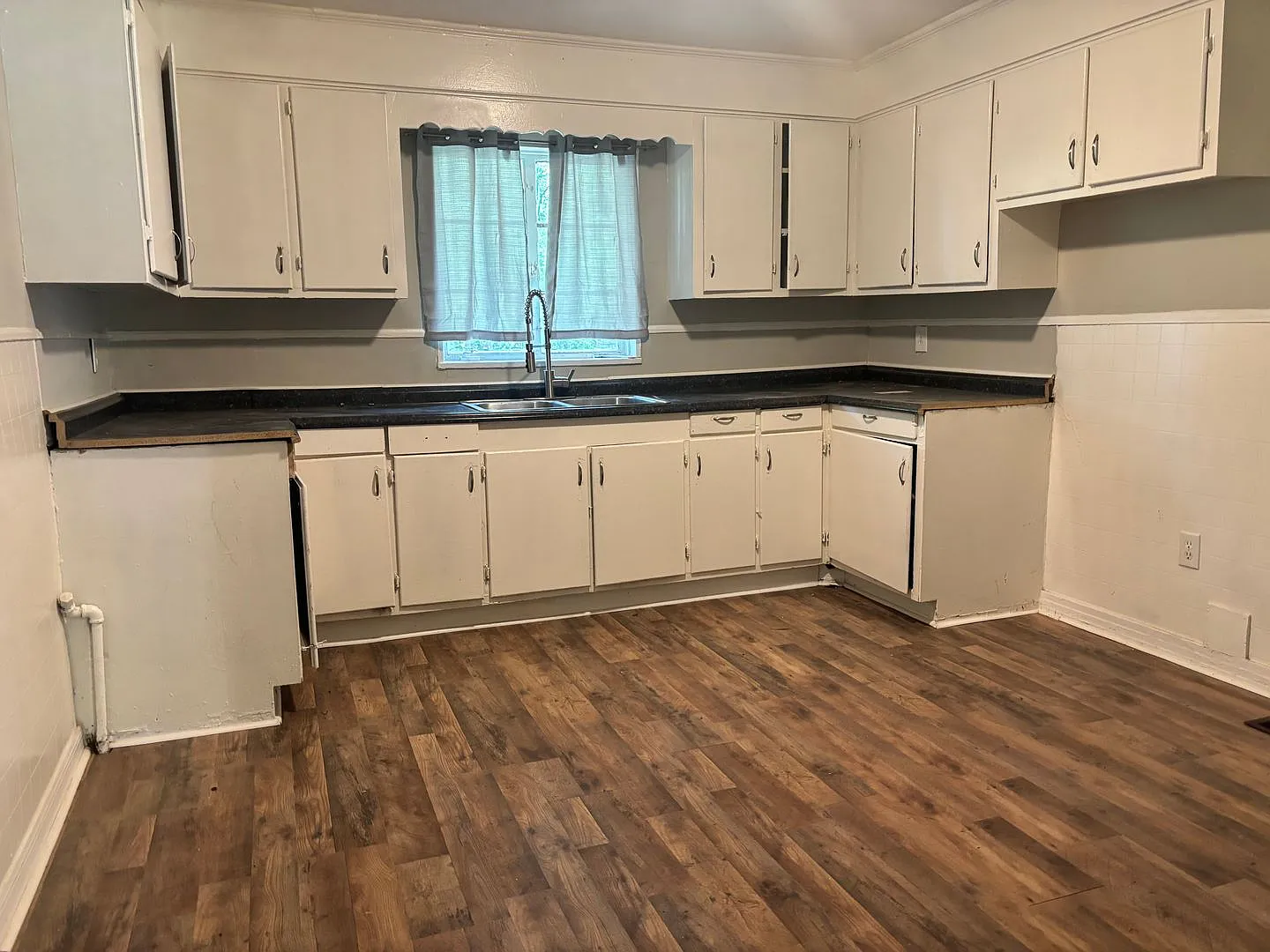 3251 Corey Dr. Jackson, MS 39212 — Photo 2
